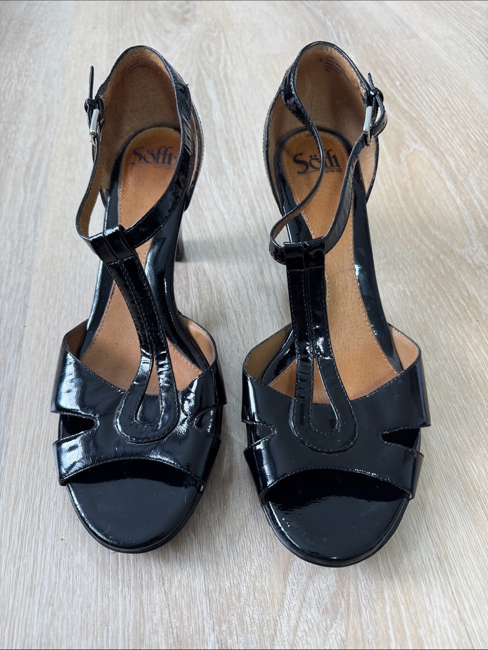 Sofft Black Patent T-Strap High Heel Sandals